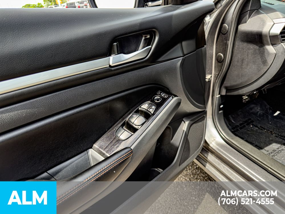 Used 2024 Gray Nissan 2.5 SR image 15