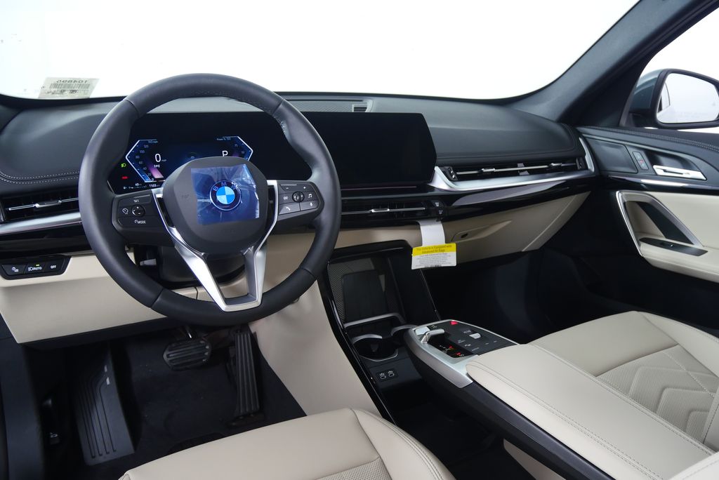 Thumbnail: 2025 BMW X1 - 17