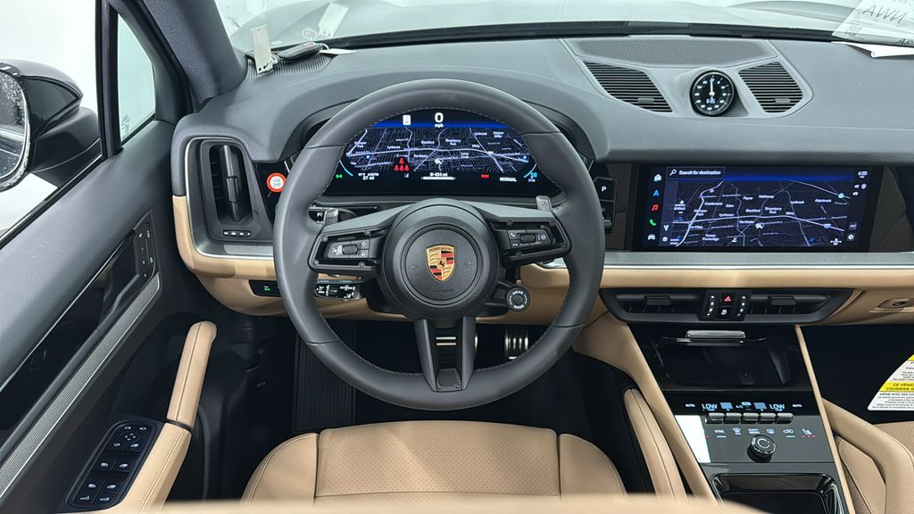 Thumbnail: 2025 Porsche Cayenne - 16