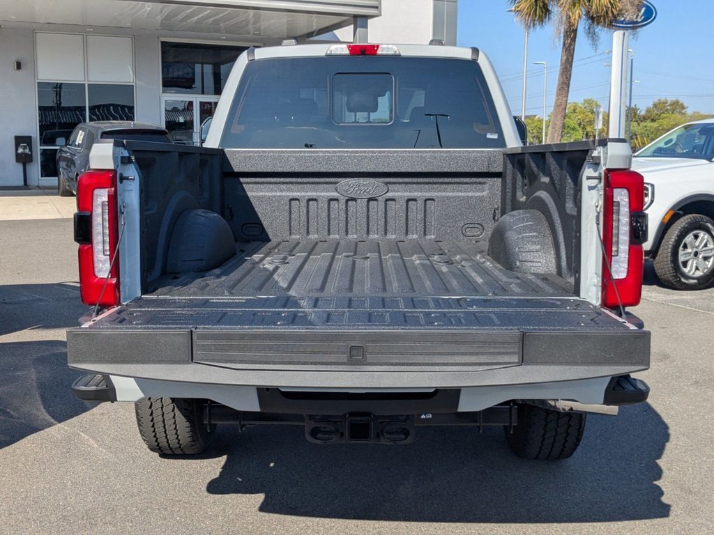 2026 Ford F-350 Super Duty Platinum