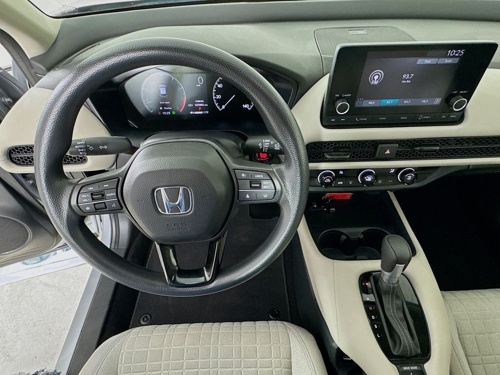 Used Car 2023 Honda Hr-v  Lx For Sale Under $25,000 In Austin, Texas