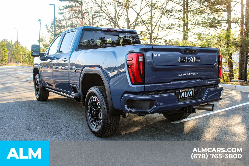 Used 2025 Blue GMC Denali Ultimate image 6
