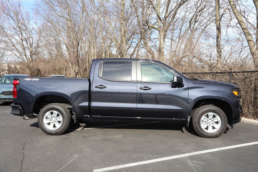 2024 Chevrolet Silverado 1500 WT 9