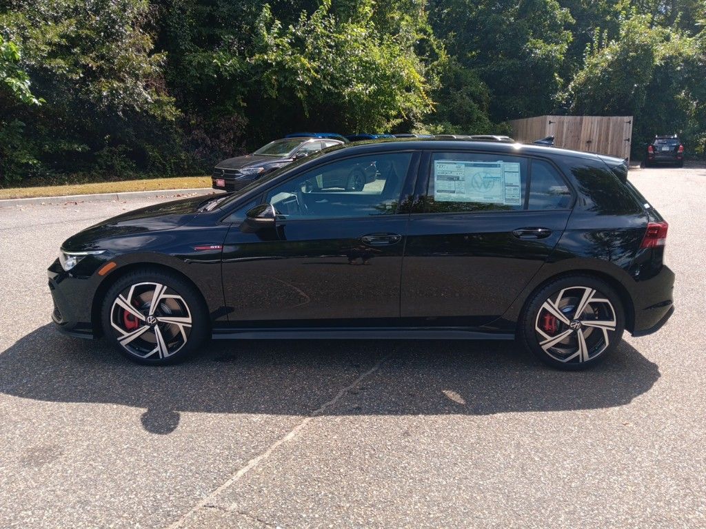 2024 Volkswagen Golf GTI 2.0T SE 2