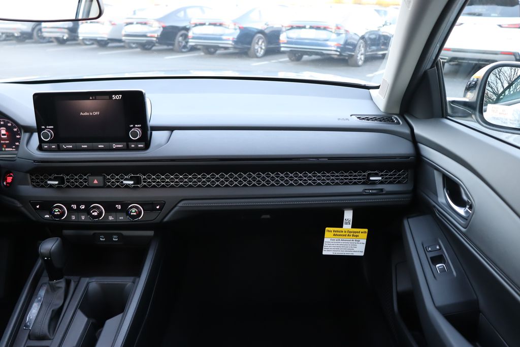 2025 Honda Accord SE 16