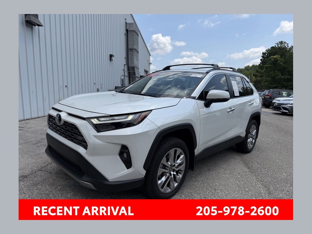 White (Wind Chill Pearl) 2025 Toyota RAV4 SUV / Crossover Front-Wheel Drive 8-Speed Automatic