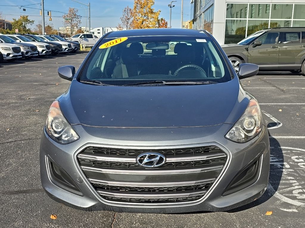 Thumbnail: 2017 Hyundai Elantra - 3