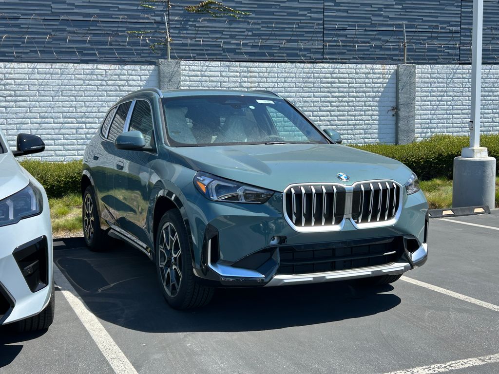 Thumbnail: 2026 BMW X1 - 2
