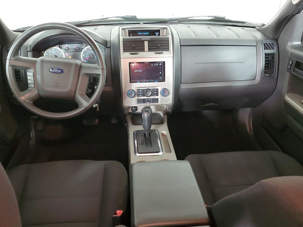 2009 Ford Escape XLT 12