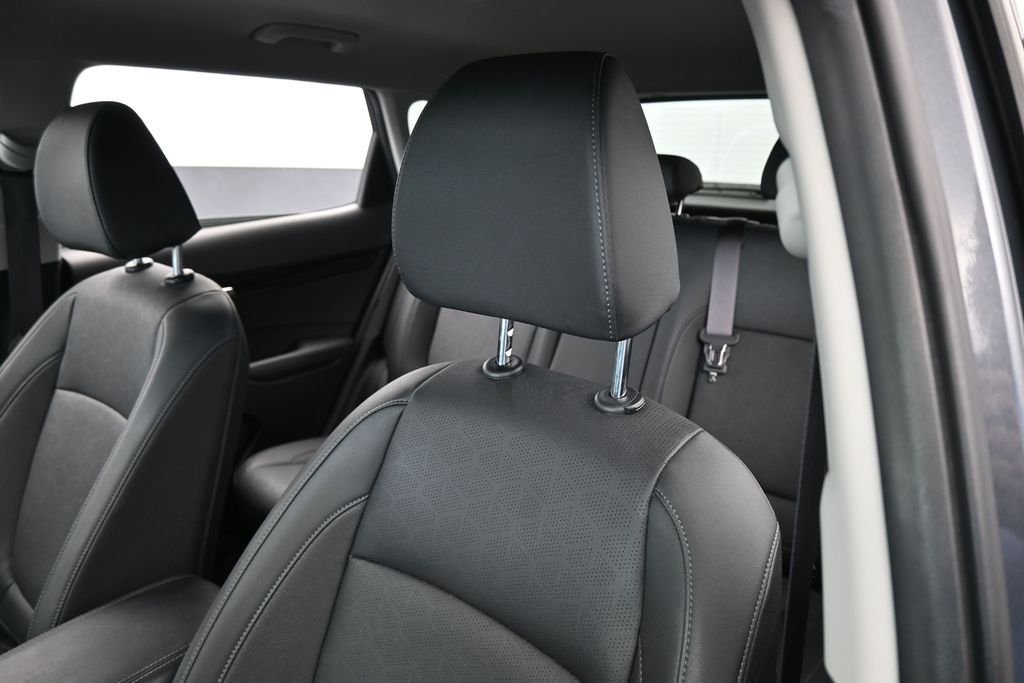 Used 2024 Gravity Gray Kia EX image 17