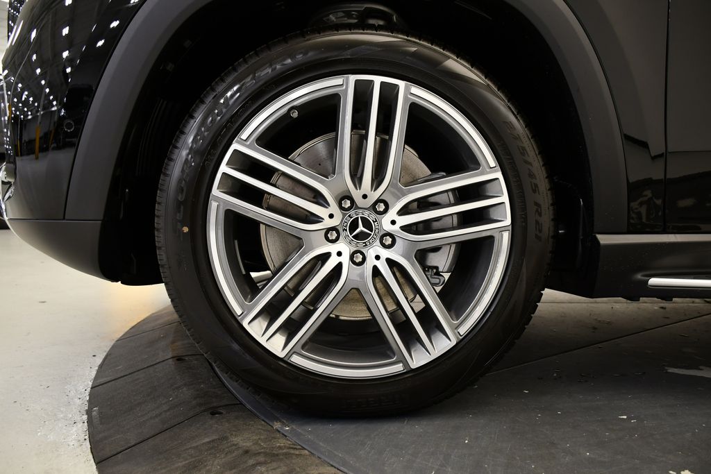 Thumbnail: 2026 Mercedes-Benz GLS - 13