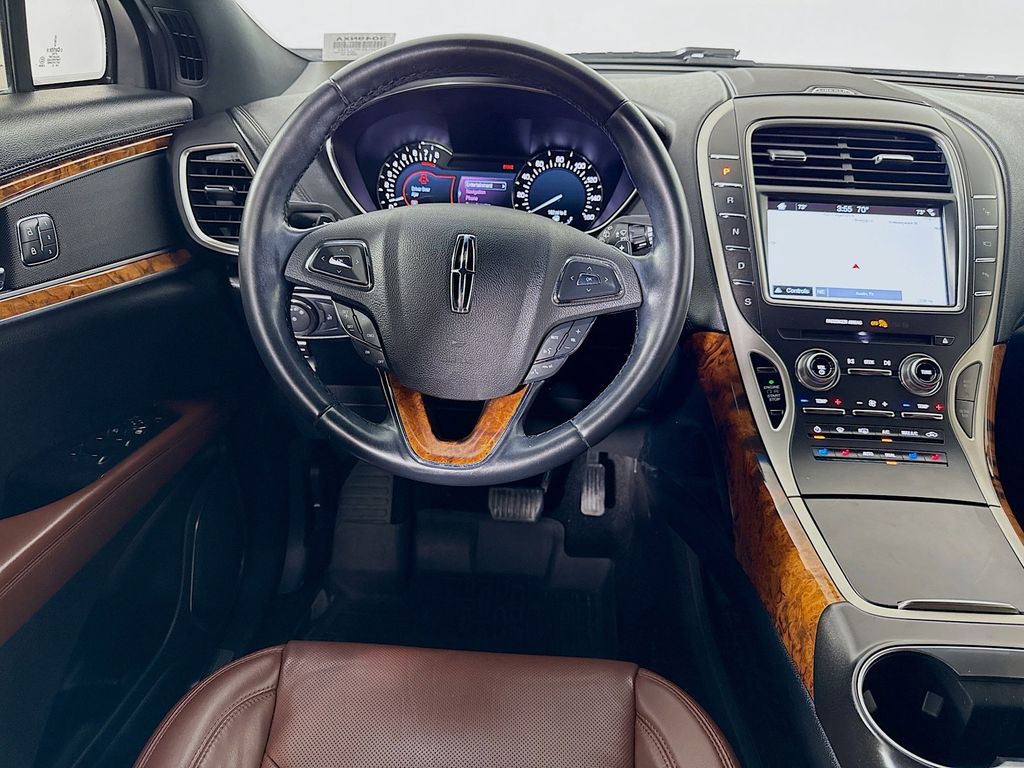 Thumbnail: 2018 Lincoln MKX - 22