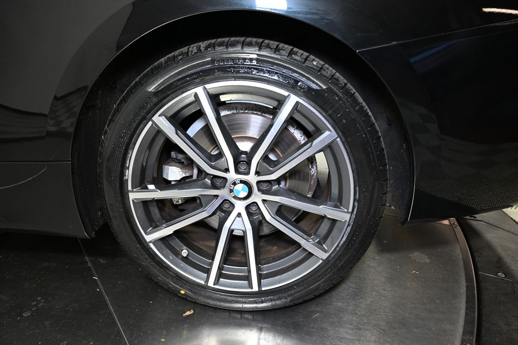 Thumbnail: 2023 BMW 4 Series - 18