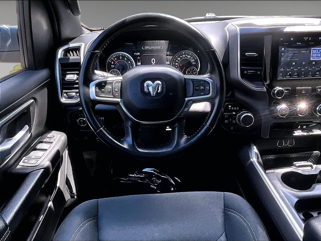 2022 Ram 1500 — photo 18