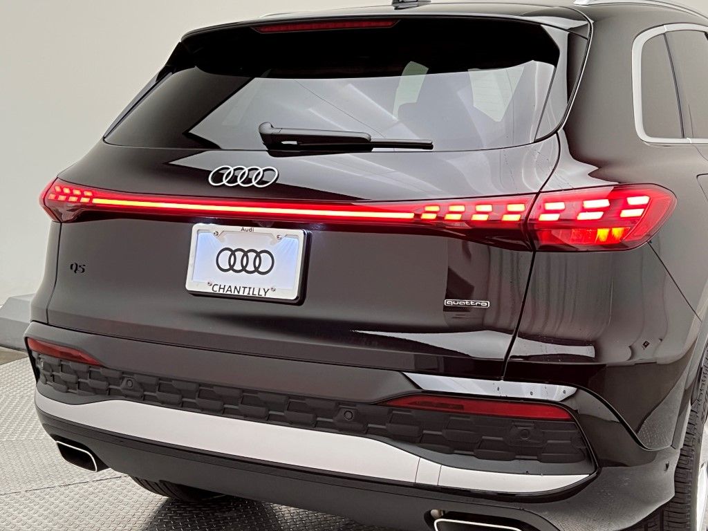 Thumbnail: 2025 Audi Q5 - 7