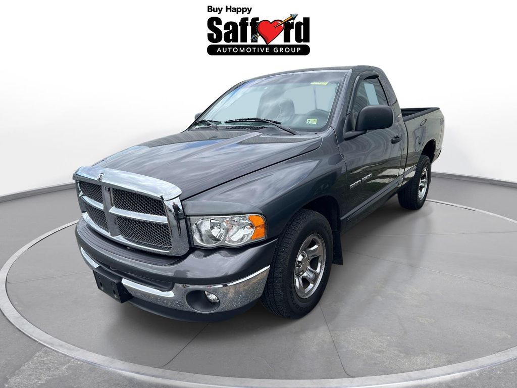 Gray (Graphite Metallic Clearcoat) 2002 Dodge RAM 1500 Pickup Truck Rear-Wheel Drive 5-Speed Manual