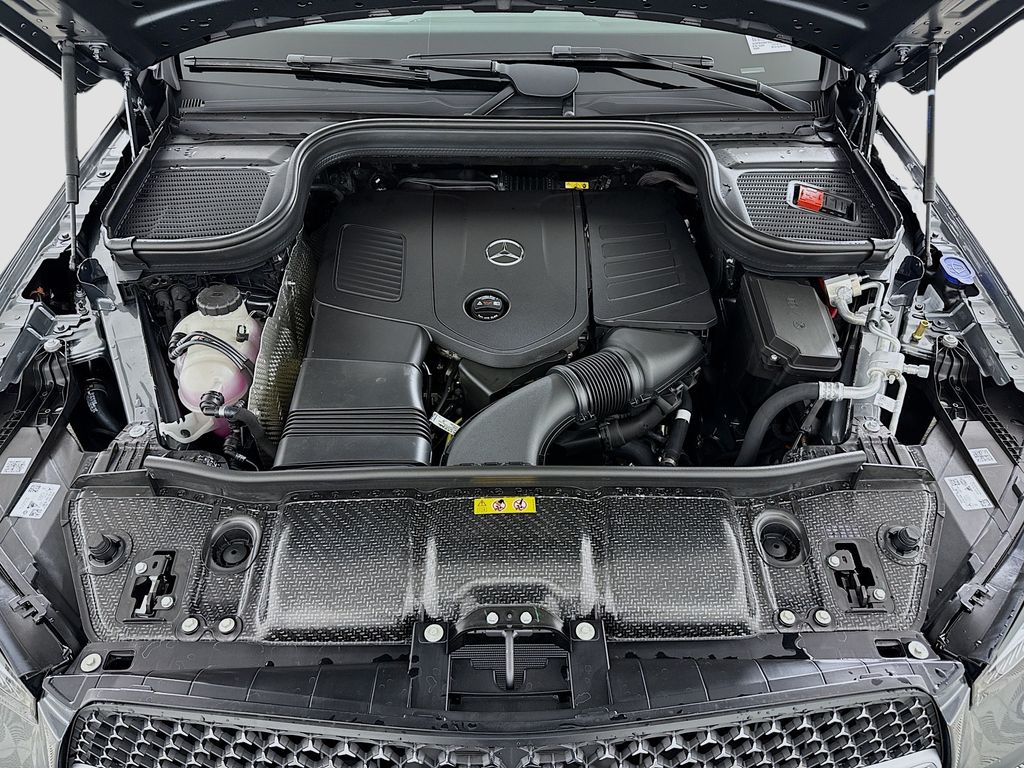 Thumbnail: 2026 Mercedes-Benz GLE - 30