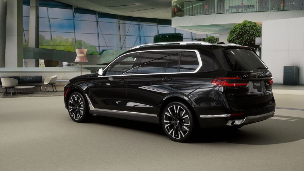 Thumbnail: 2026 BMW X7 - 29