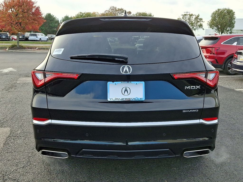 Thumbnail: 2023 Acura MDX - 5