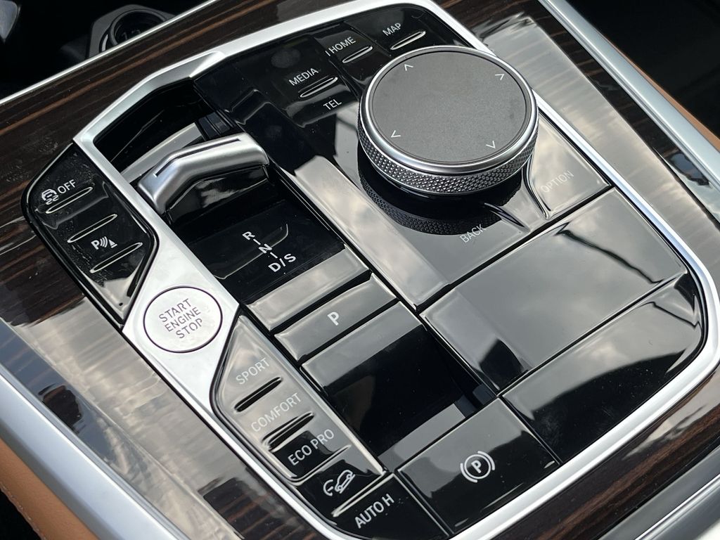 Thumbnail: 2026 BMW X5 - 20