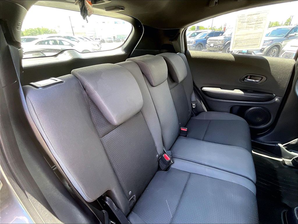 2021 Honda HR-V — photo 15