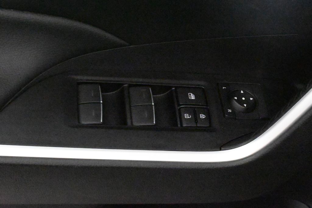 Thumbnail: 2023 Toyota RAV4 - 30