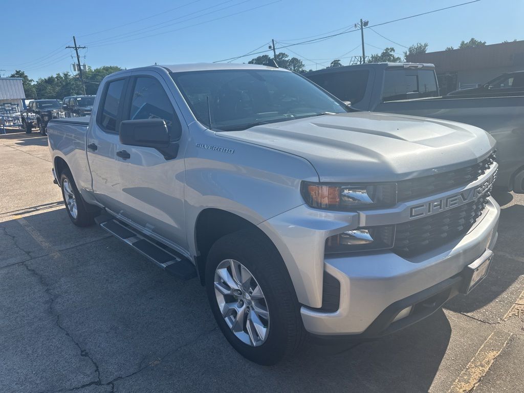 2020 Chevrolet Silverado 1500 Custom Double Cab Std Box's photo
