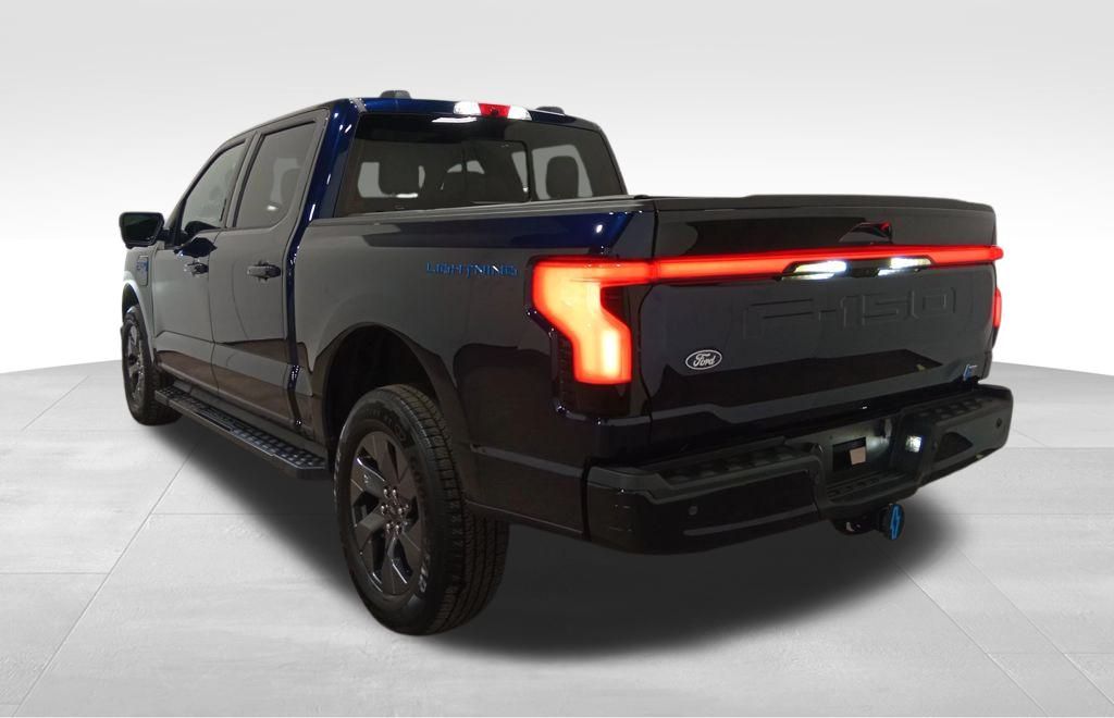 2024 Ford F-150 Lightning LARIAT