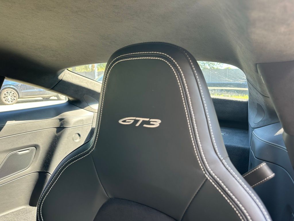 Thumbnail: 2024 Porsche 911 - 24