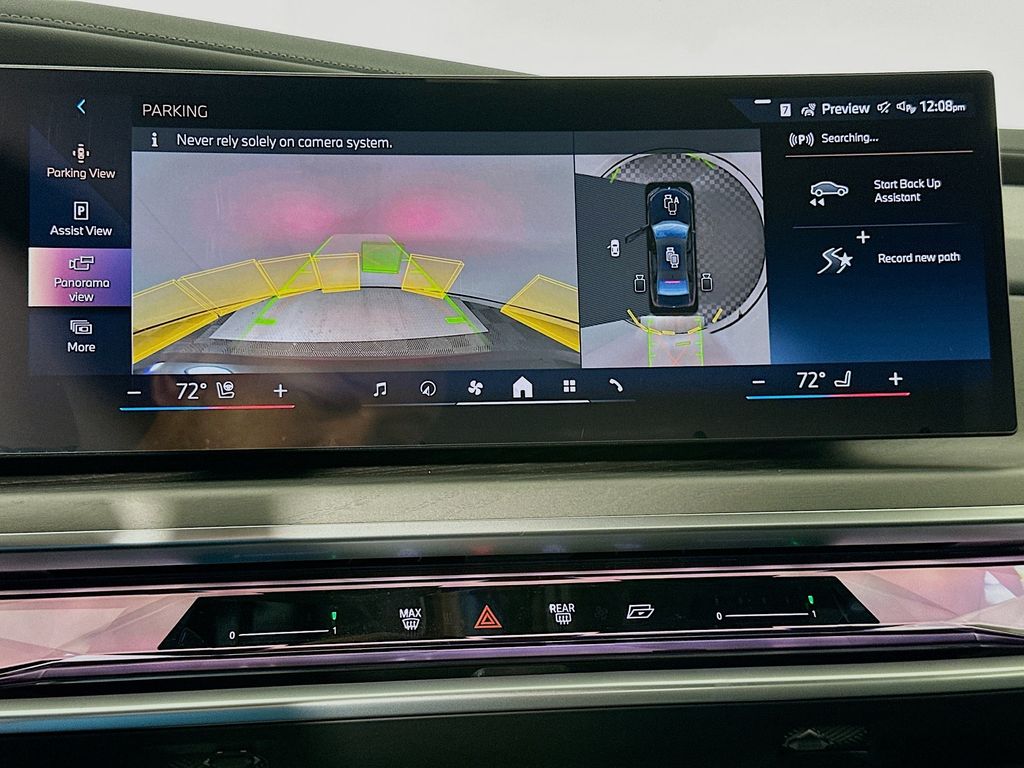 Thumbnail: 2026 BMW i7 - 13