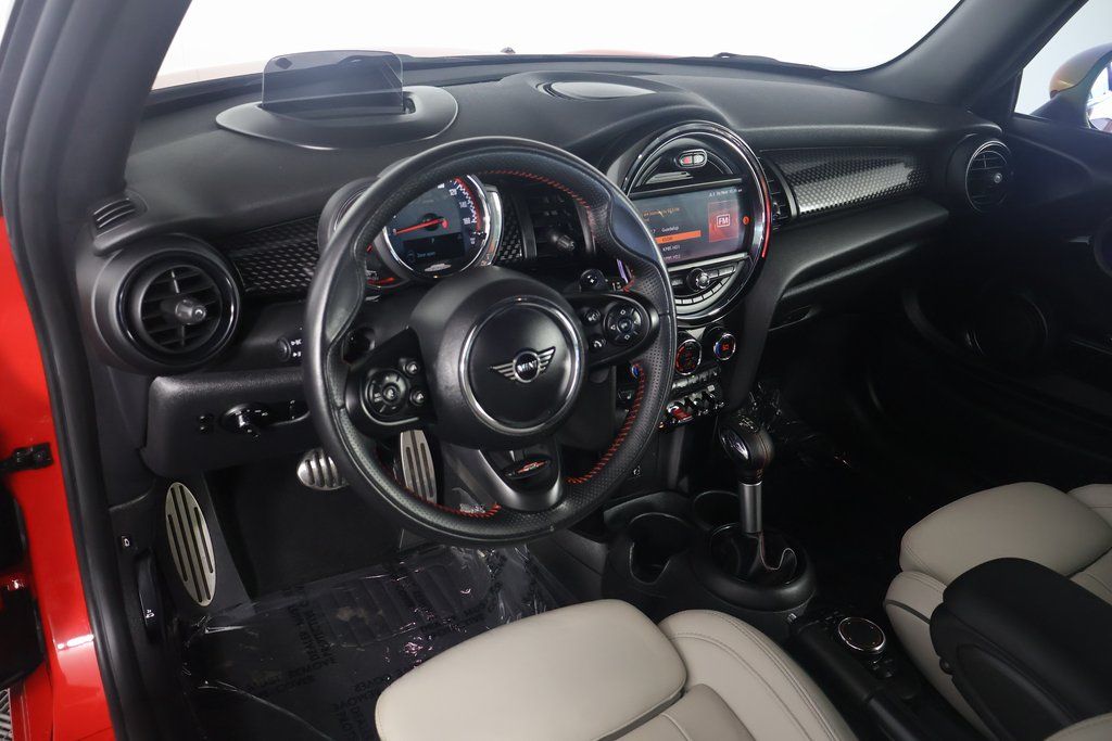 Thumbnail: 2019 MINI Cooper - 9