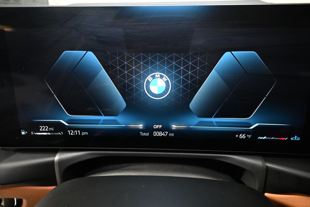 Thumbnail: 2025 BMW 3 Series - 26