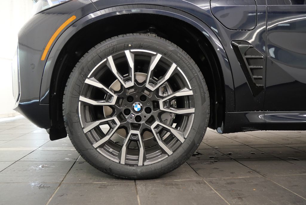 2025 BMW X5 xDrive50e 3