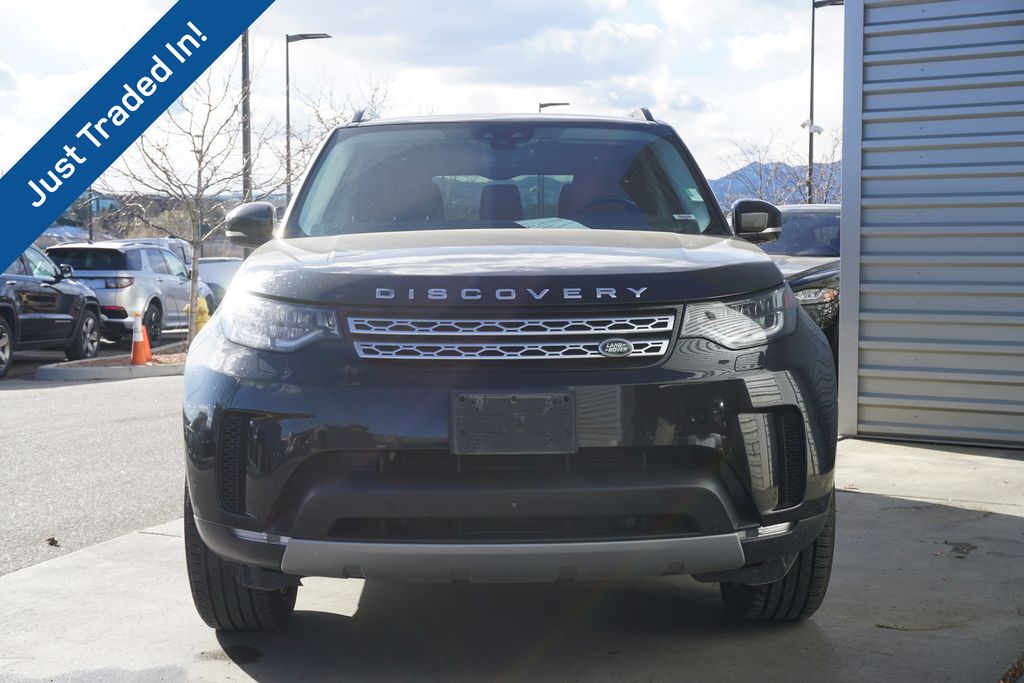 2018 Land Rover Discovery HSE Luxury 2