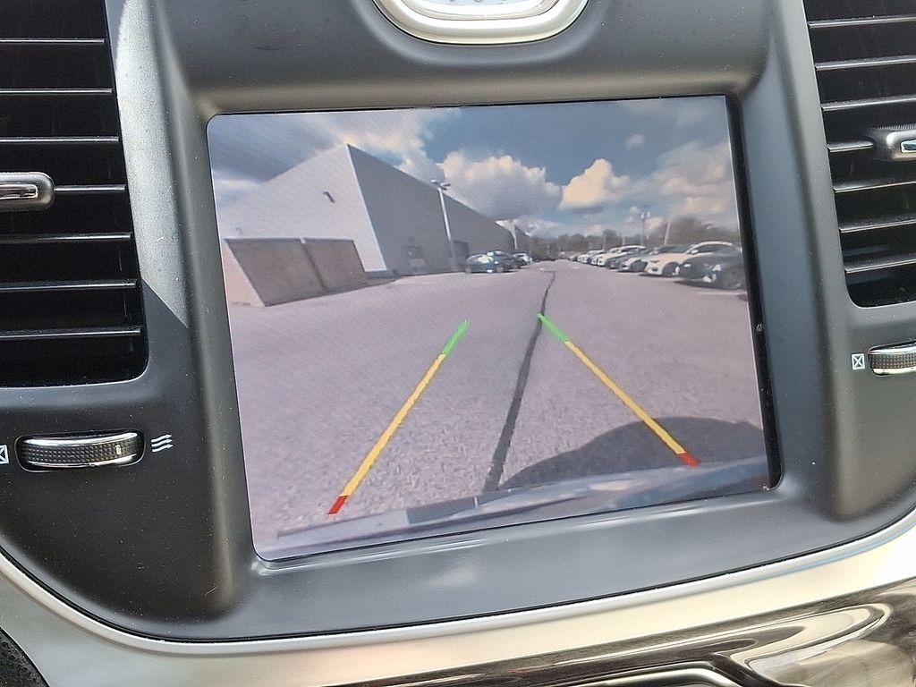 Thumbnail: 2016 Chrysler 300 - 19