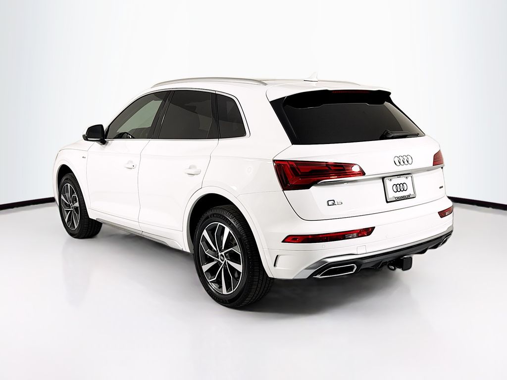 Thumbnail: 2023 Audi Q5 - 7