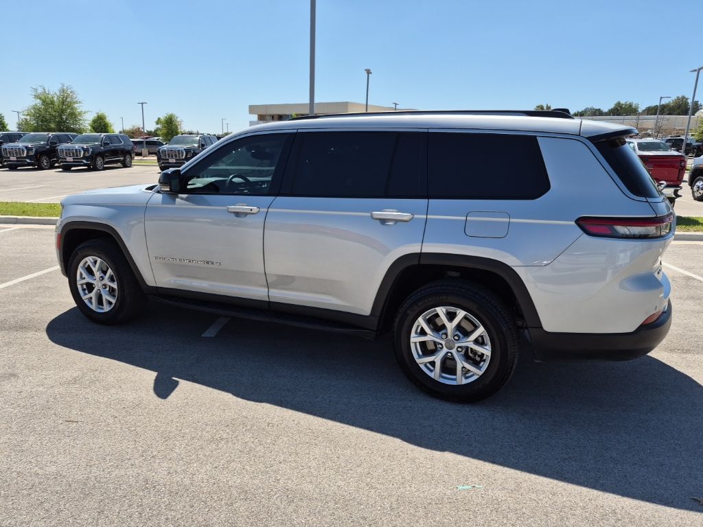 Used Car 2023 Jeep Grand Cherokee L  Limited For Sale Under $30,000 In Austin, Texas