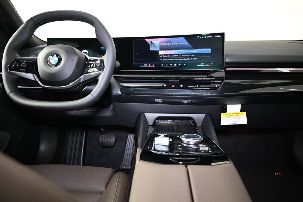 Thumbnail: 2026 BMW 5 Series - 16