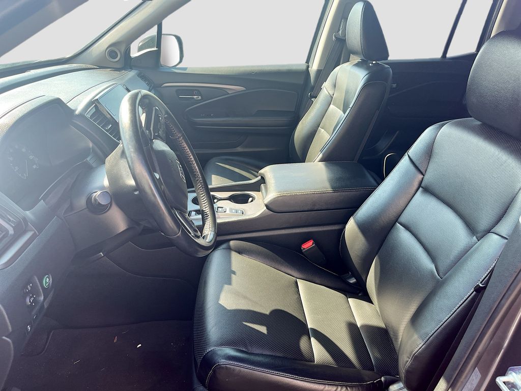 Used 2024 Gray Honda RTL image 22
