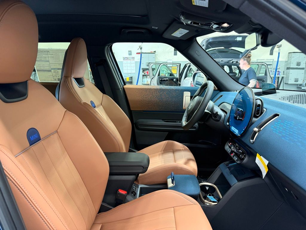 Thumbnail: 2025 MINI Cooper Countryman - 29