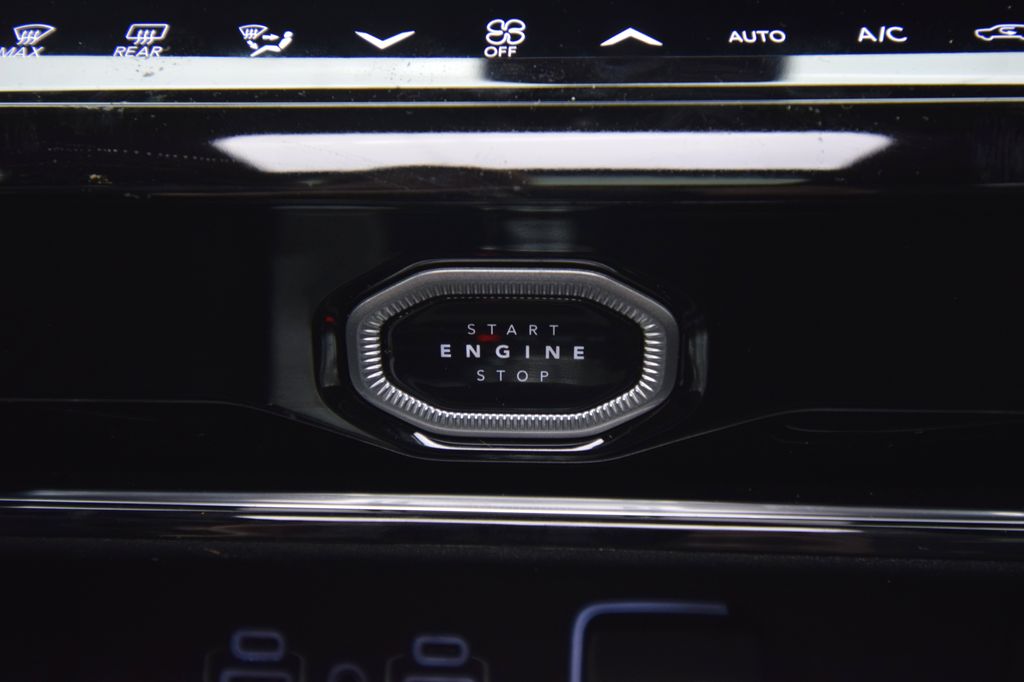new 2026 Jeep Grand Cherokee car, priced at $39,853