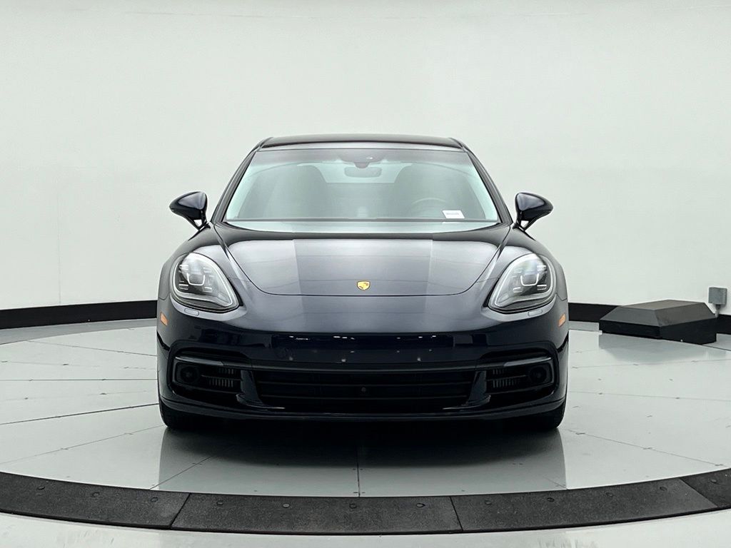 Thumbnail: 2020 Porsche Panamera - 8