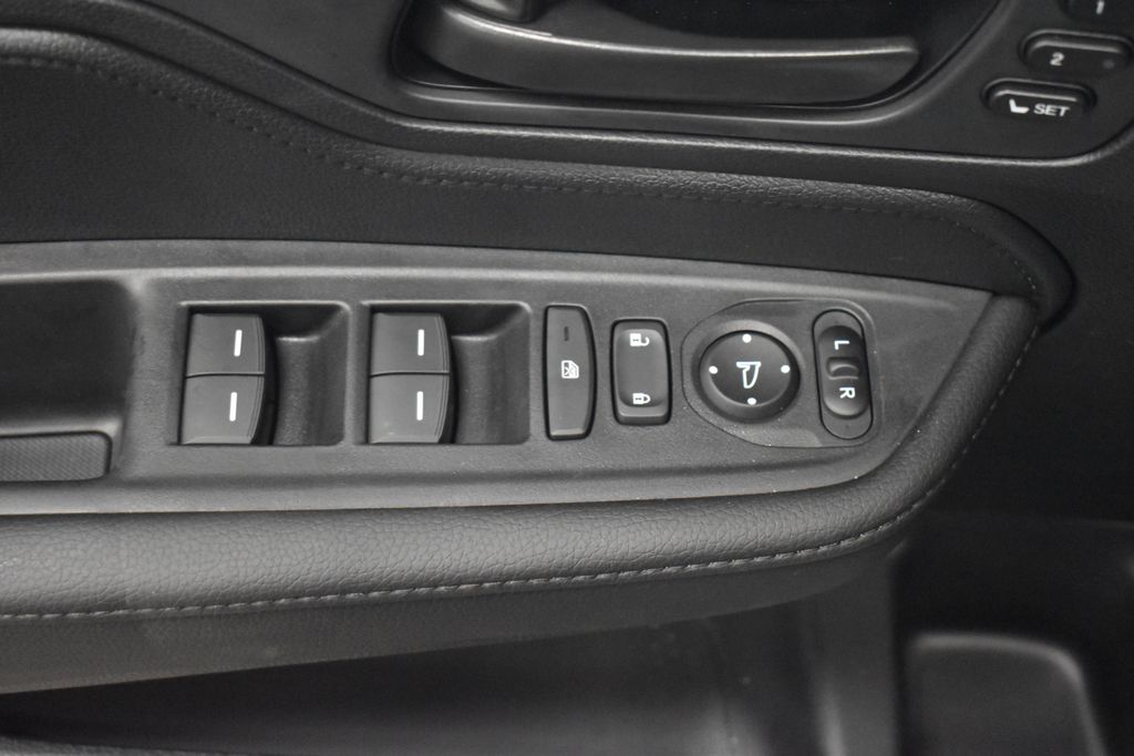 Thumbnail: 2026 Honda Odyssey - 9