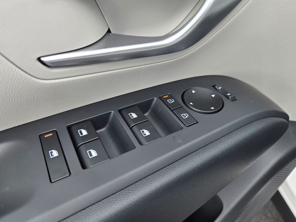 2025 Hyundai Tucson SEL 19