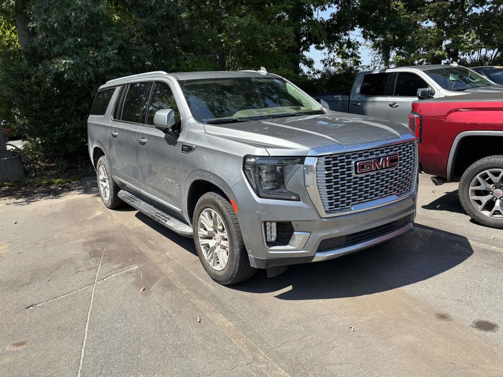 Sterling Metallic 2023 GMC Yukon XL SUV / Crossover Four-Wheel Drive