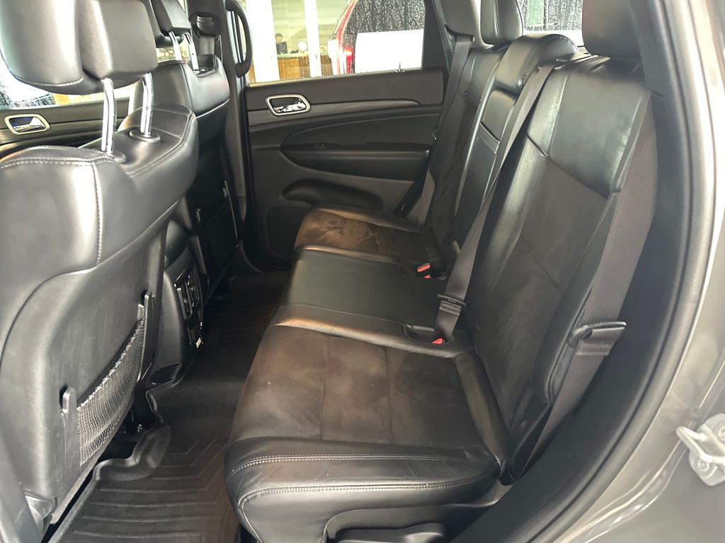 Used Car 2020 Jeep Grand Cherokee  Altitude For Sale Under $25,000 In Austin, Texas