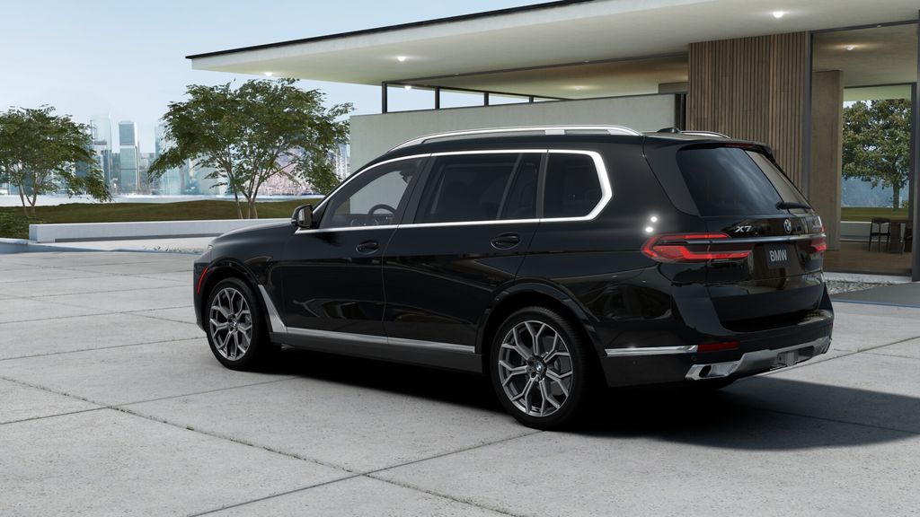 Thumbnail: 2026 BMW X7 - 32