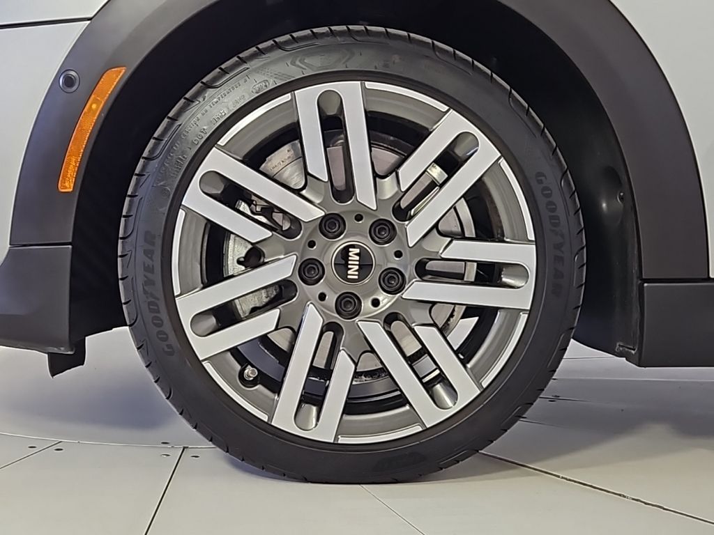 Thumbnail: 2025 MINI Cooper - 5