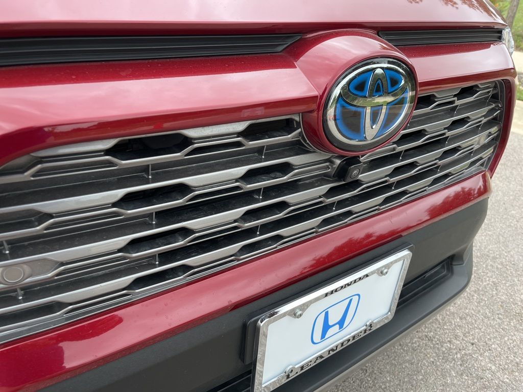 2023 Toyota RAV4 Limited 15