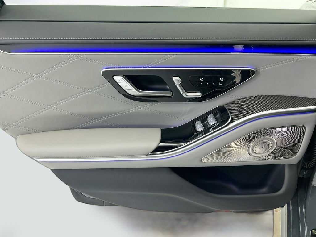 Thumbnail: 2026 Mercedes-Benz S-Class - 25